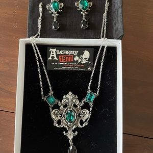 Pewter jewelry perfect for Halloween or steampunk look.